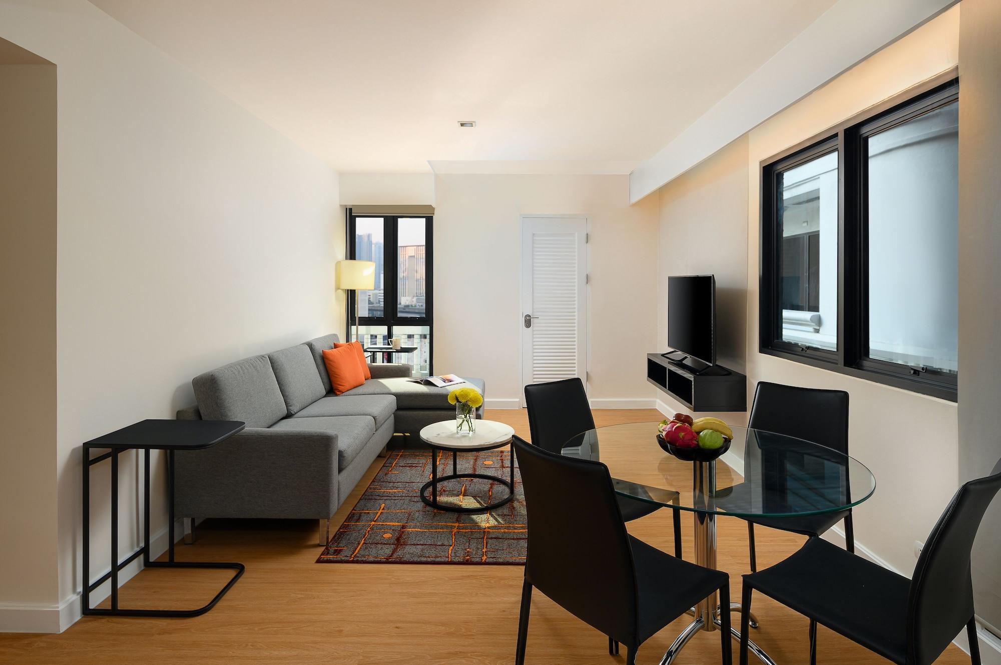 Parkroyal Suites Bangkok Ngoại thất bức ảnh