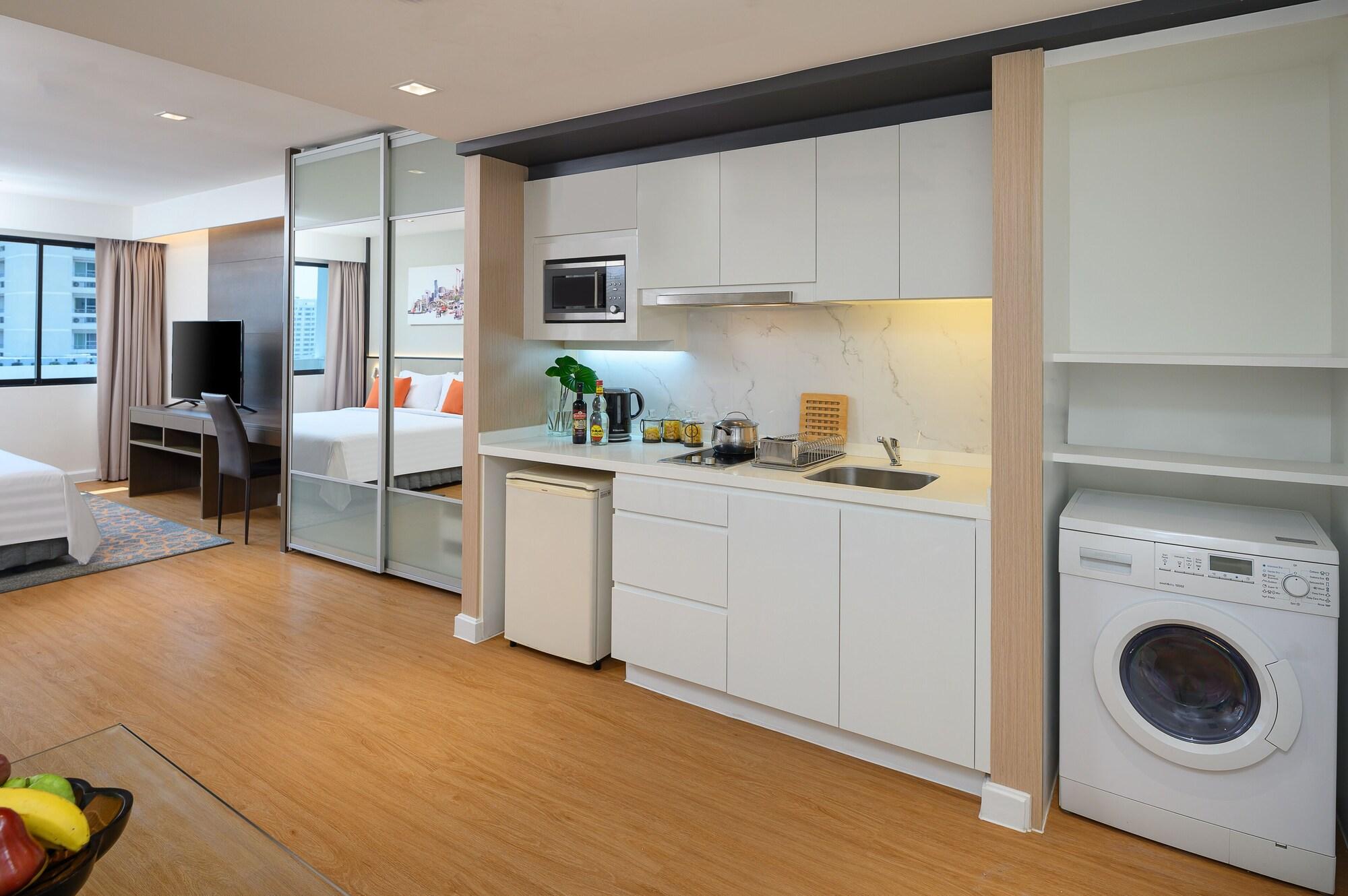Parkroyal Suites Bangkok Ngoại thất bức ảnh