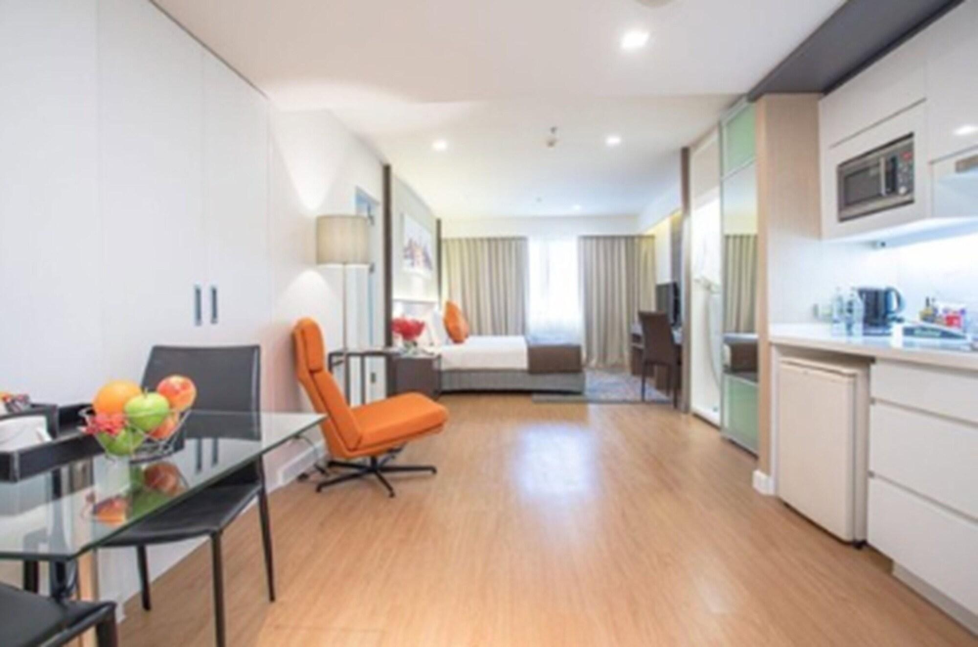 Parkroyal Suites Bangkok Ngoại thất bức ảnh