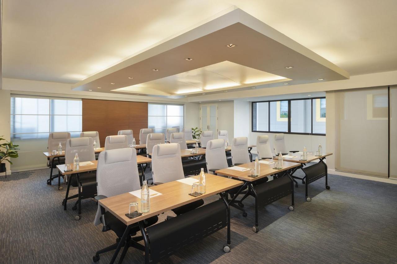 Parkroyal Suites Bangkok Ngoại thất bức ảnh