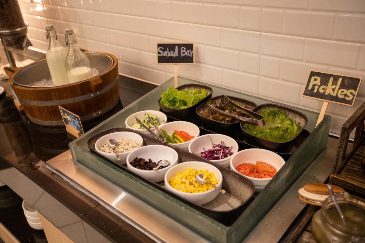 Parkroyal Suites Bangkok Ngoại thất bức ảnh